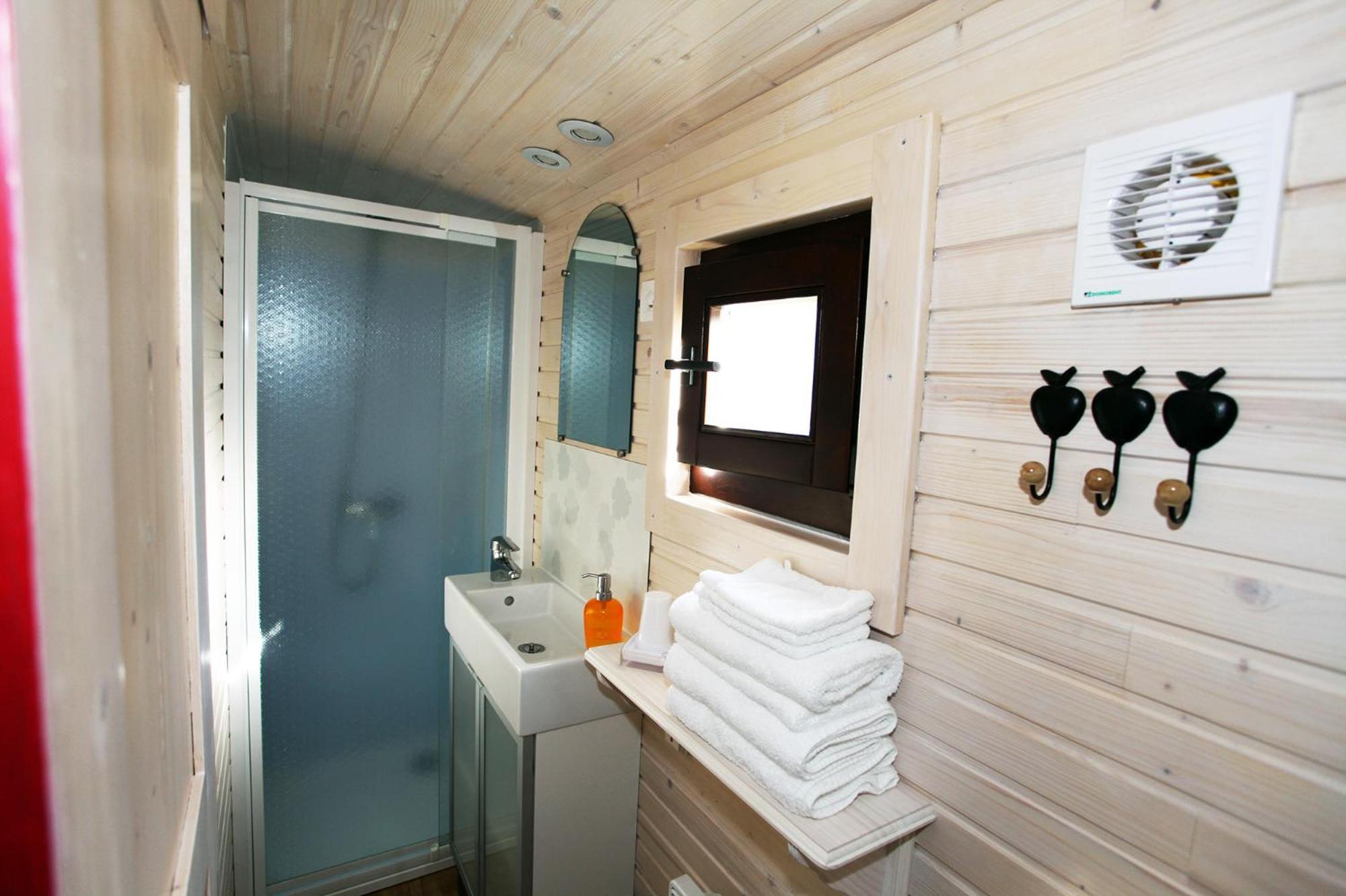 Les Perelles Bed and Breakfast Saint-Vigor-le-Grand Δωμάτιο φωτογραφία